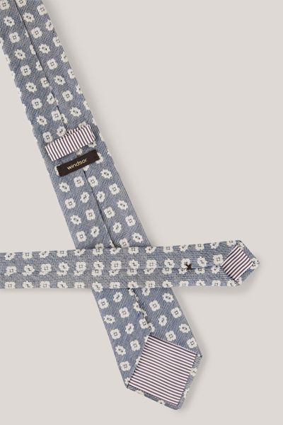 Strukturierte Krawatte mit geometrischem Muster