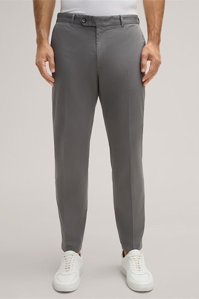 Baumwoll-Chinos im Shaped Fit