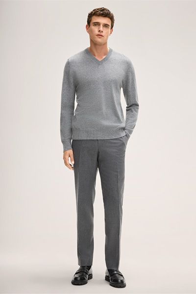 Luxuriöser Cashmere-Pullover mit V-Ausschnitt