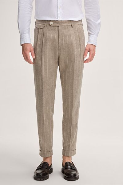 Bundfaltenhose aus Flanell mit Streifen