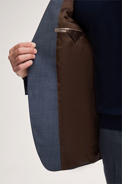 Klassischer Zwei-Knopf-Anzug aus Schurwolle