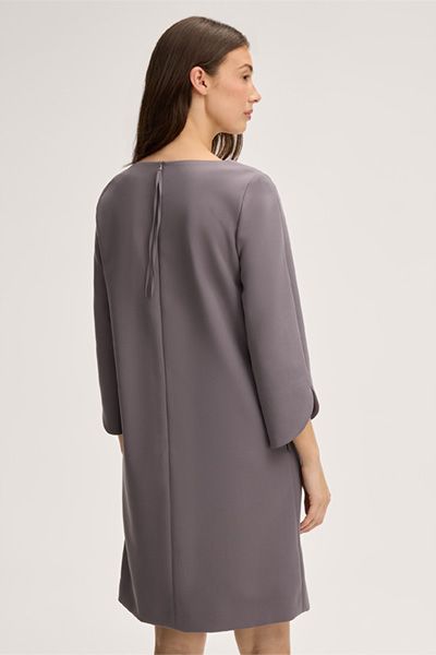 Eggshape-Kleid mit U-Boot-Ausschnitt