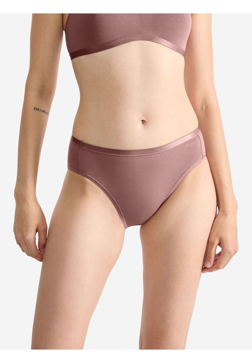 Klassische einfarbige Slips mit hohem Beinausschnitt