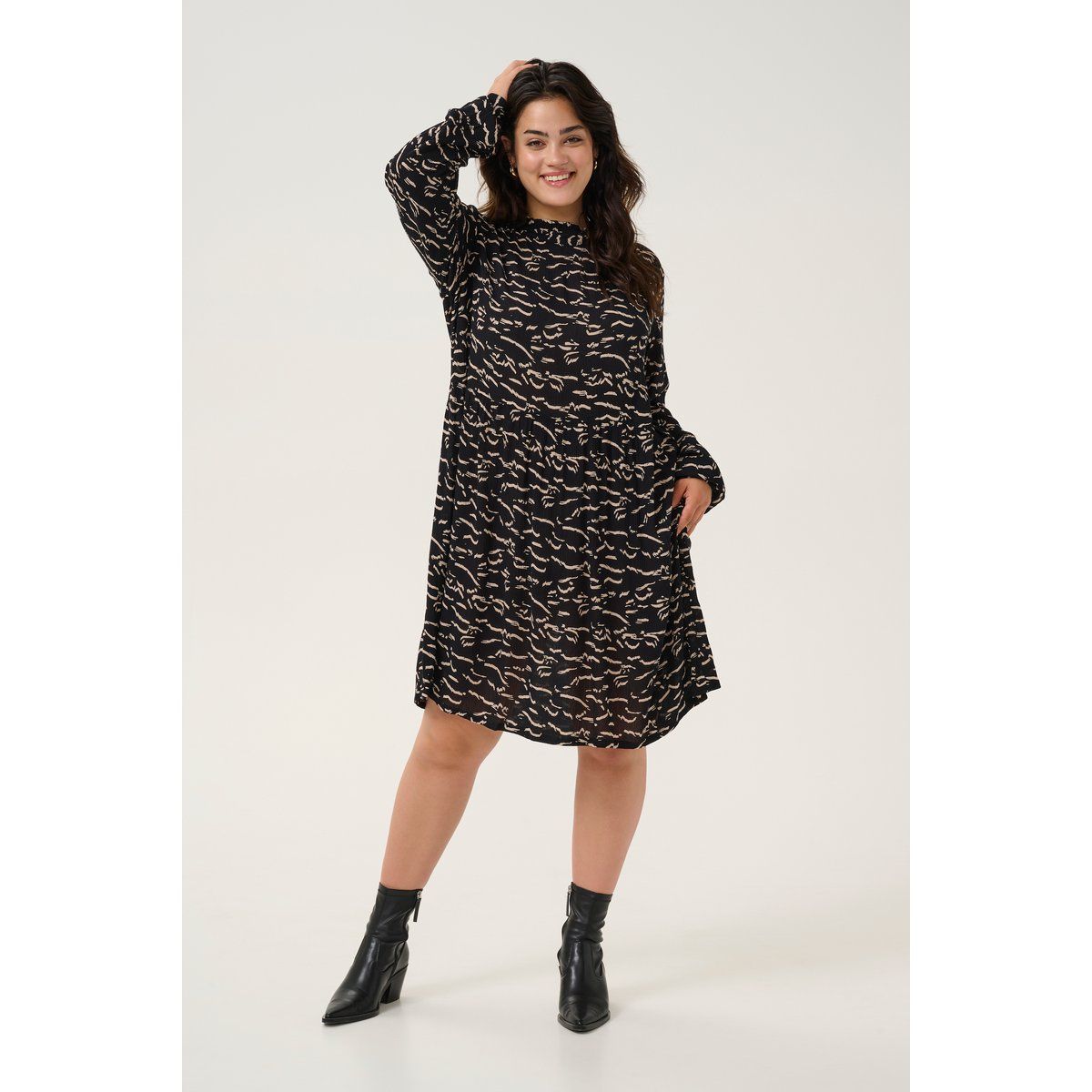 Kleid Regular fit black multi