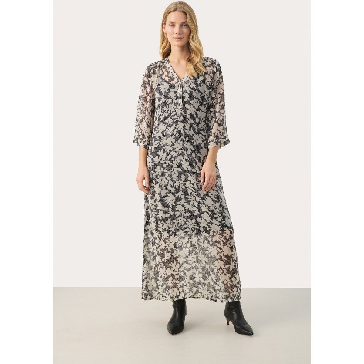 Kleid Gerade Passform Black Stitch Leaf print black multi
