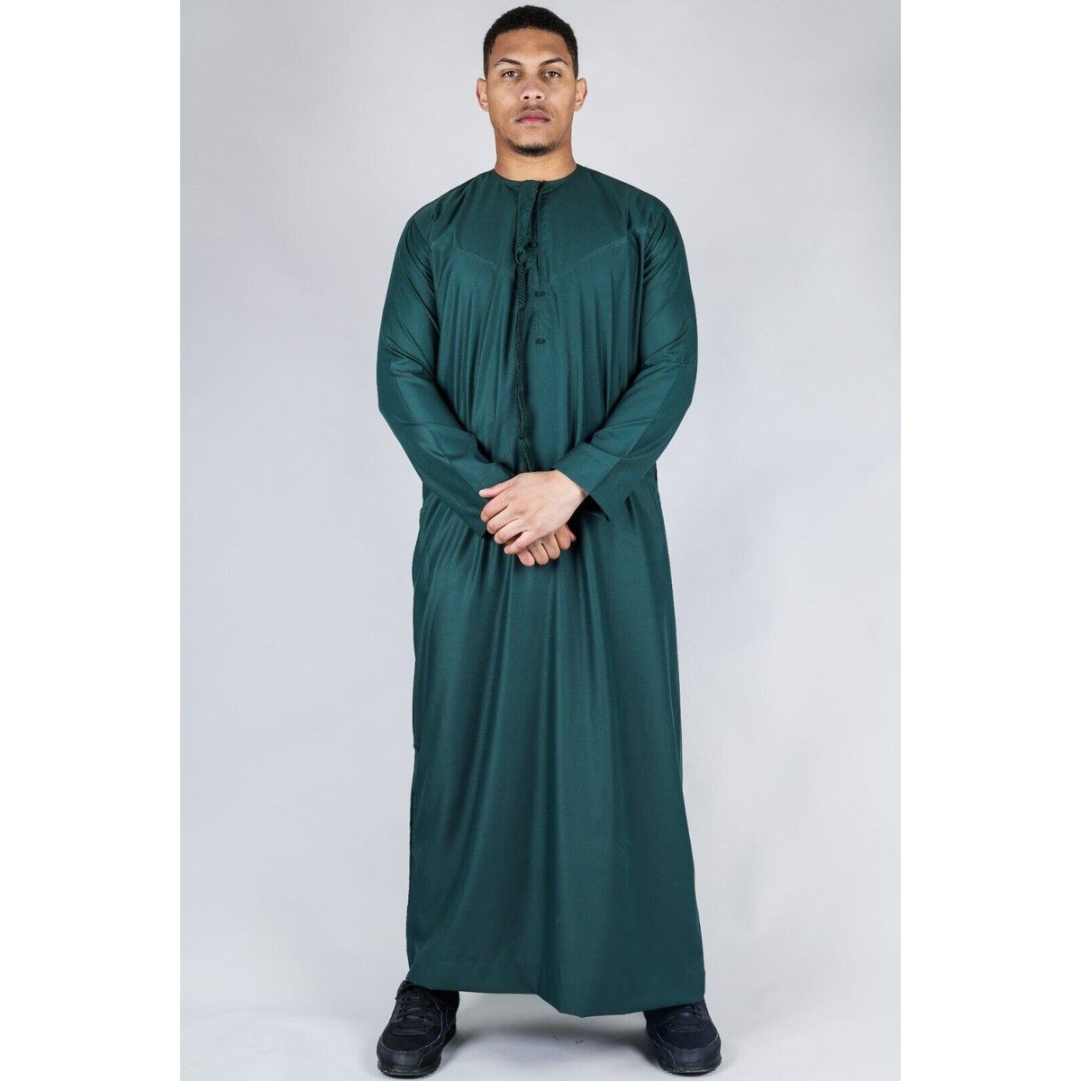 Grüne Thobe Emirati islamische Jubba Robe Eid Quaste Slim Fit für Herren