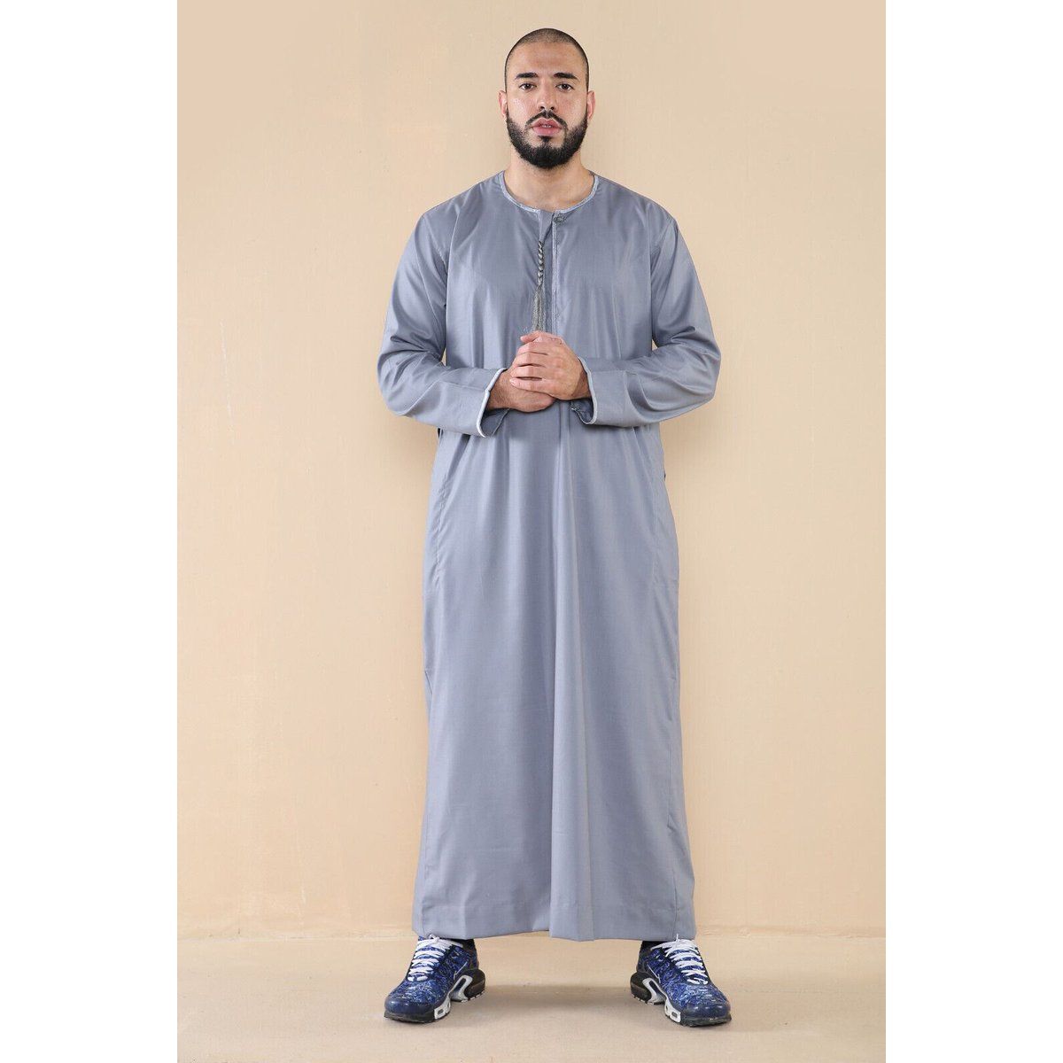 Grauer Thobe Jubba für Herren, Saudi-arabischer Eid-Emirati-Kaftan, Jubbah-Quastenrobe