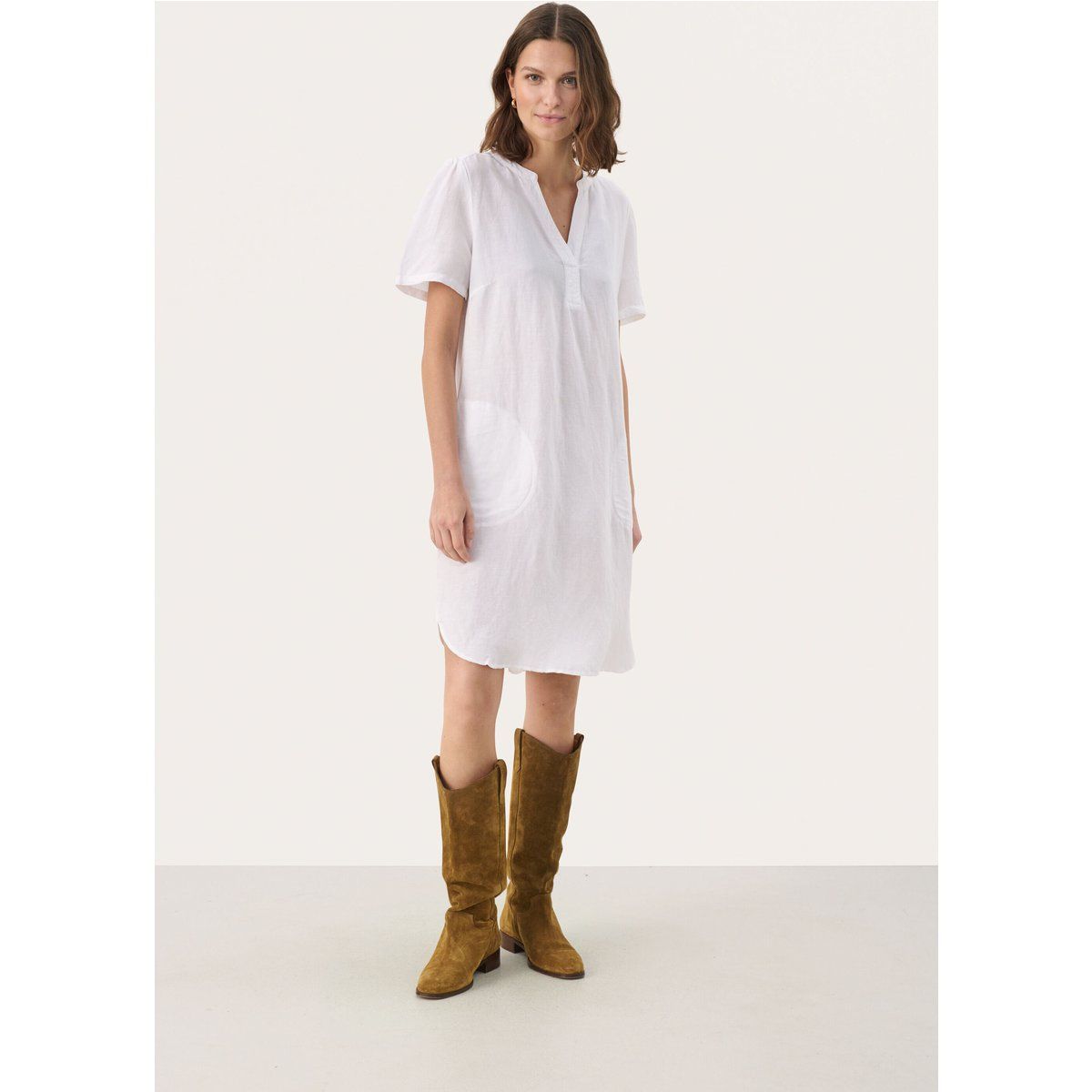Kleid Gerade Passform white