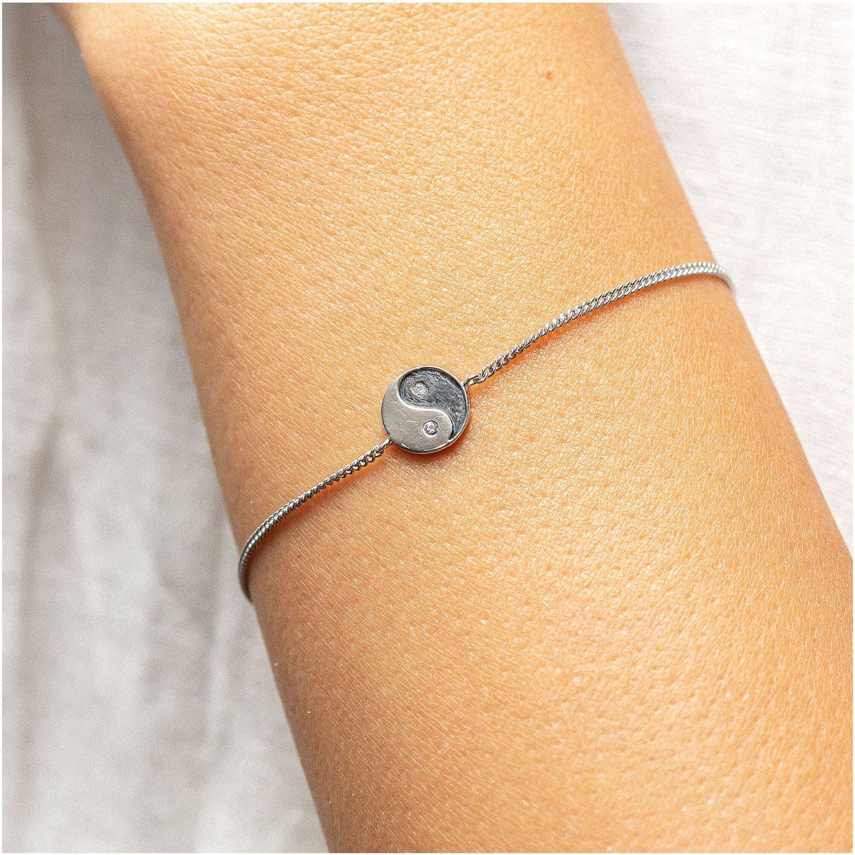 cai Armband 925/- Sterling Silber rhodiniert Zirkonia Yin Yang