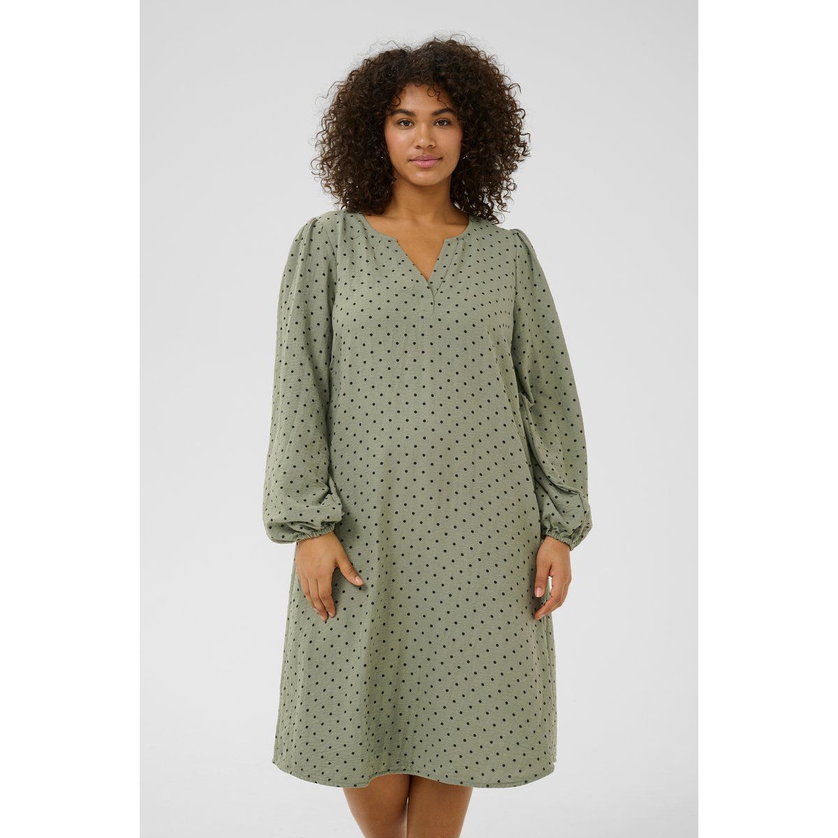 Kleid Regular fit Vetiver w. Deep Black Dot green