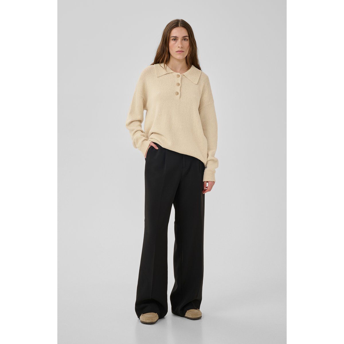 Lockerer Strickpullover mit Polokragen
