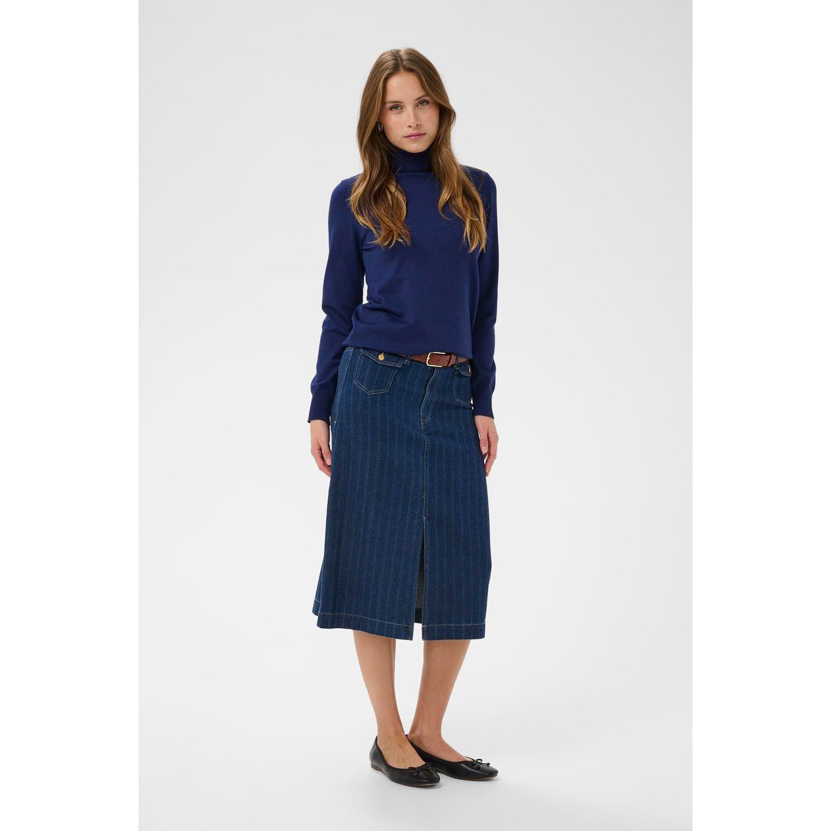Klassisch geschnittener Rollkragenstrickpullover
