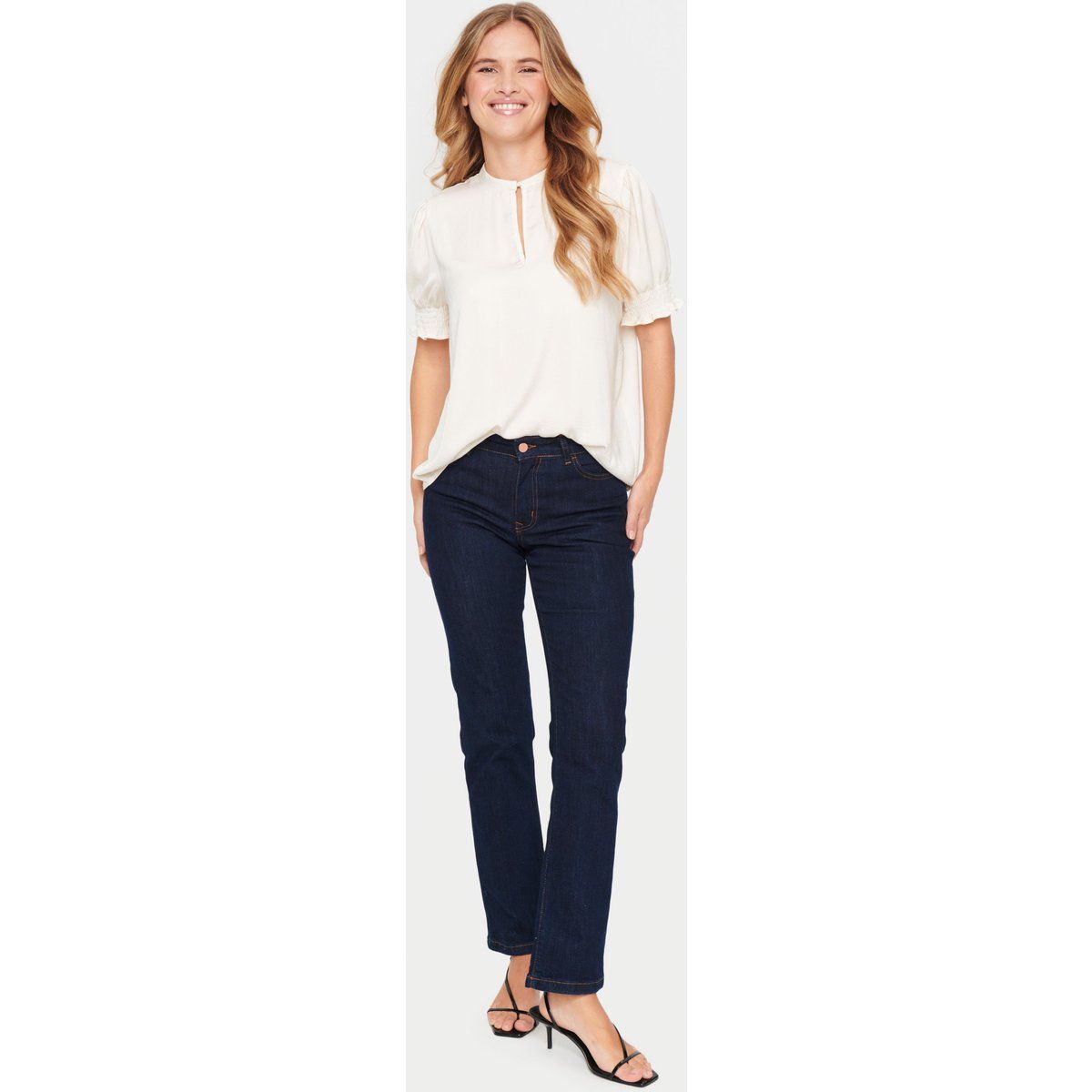 Minimalistische Puffärmel-Bluse mit Schlüssellochausschnitt