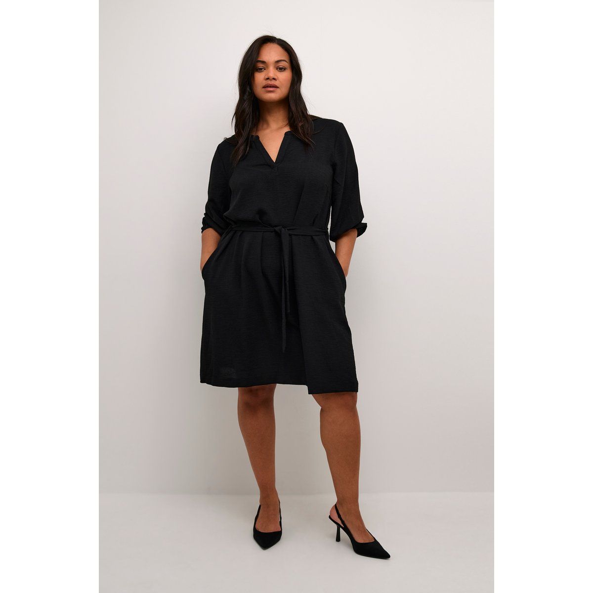 A-Linien-Kleid mit V-Ausschnitt