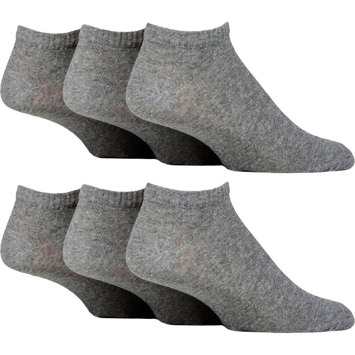 Niedrige gerippte Strick-Basics