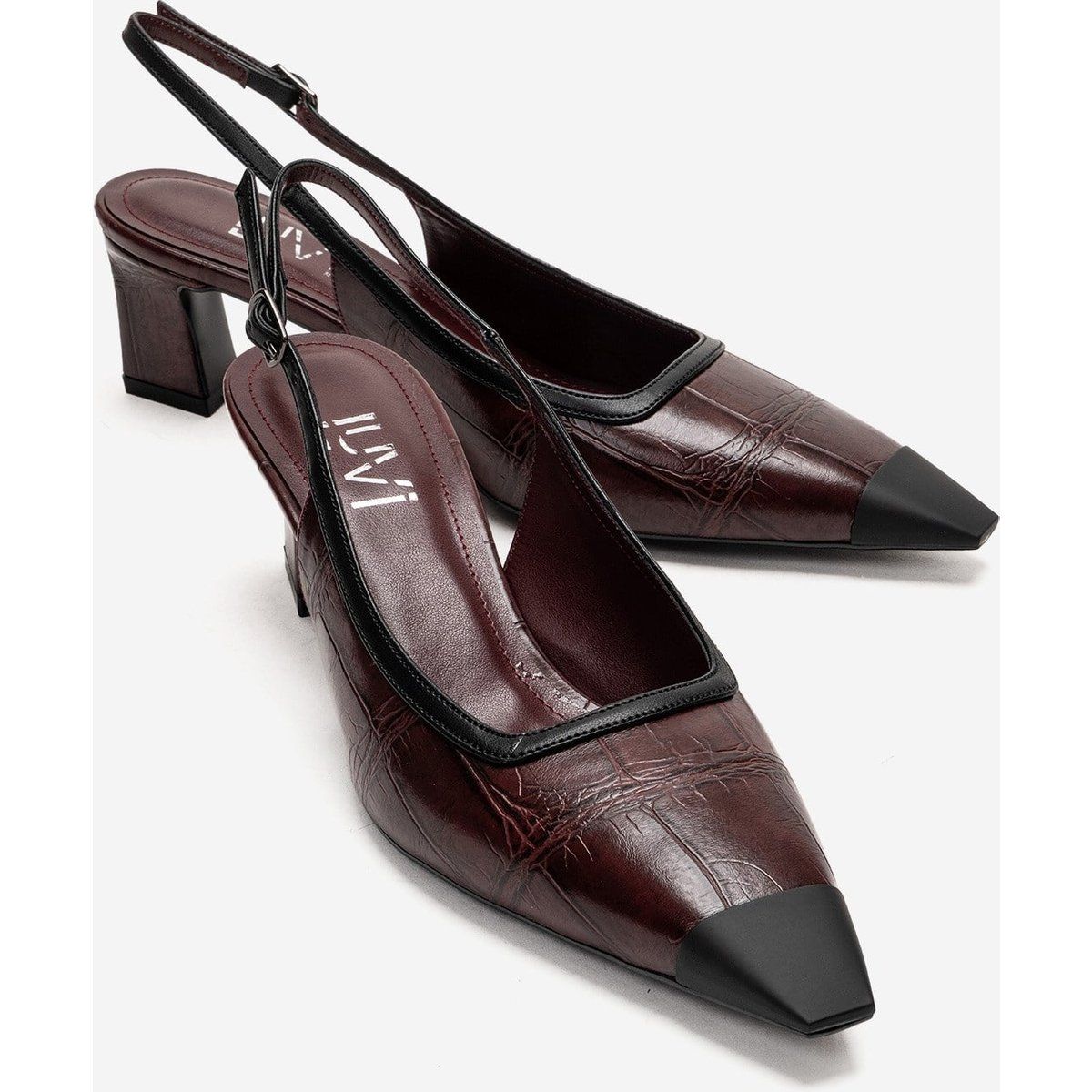 Slingback-Pumps mit Kroko-Prägung und Blockabsatz