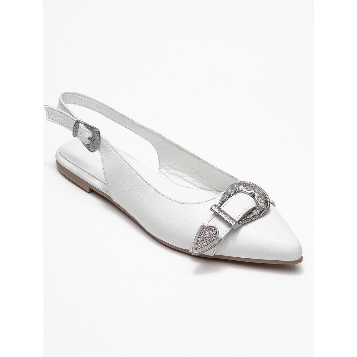 Spitze Leder-Slingback mit Western-Beschlägen