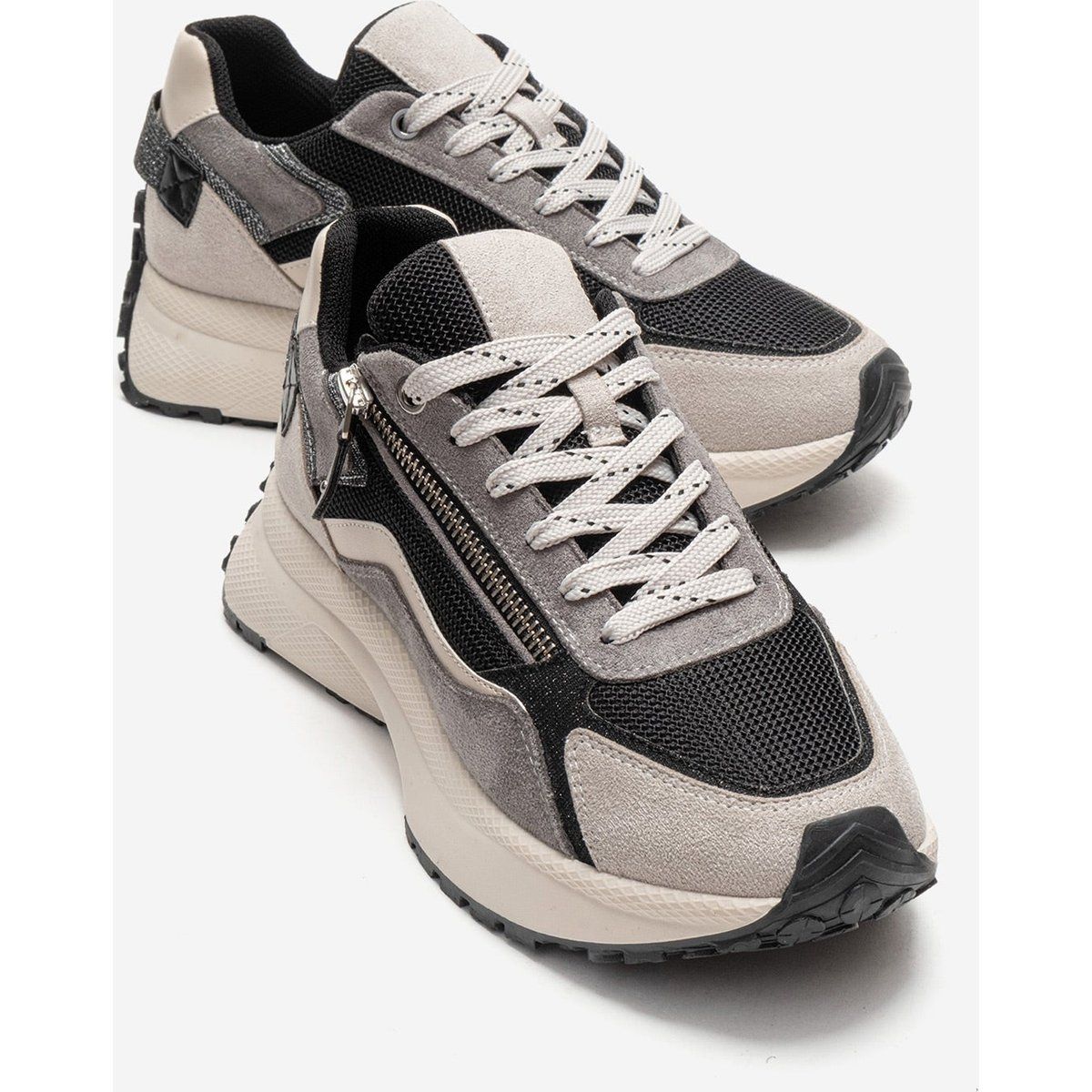 Moderner City-Sneaker mit Reißverschluss