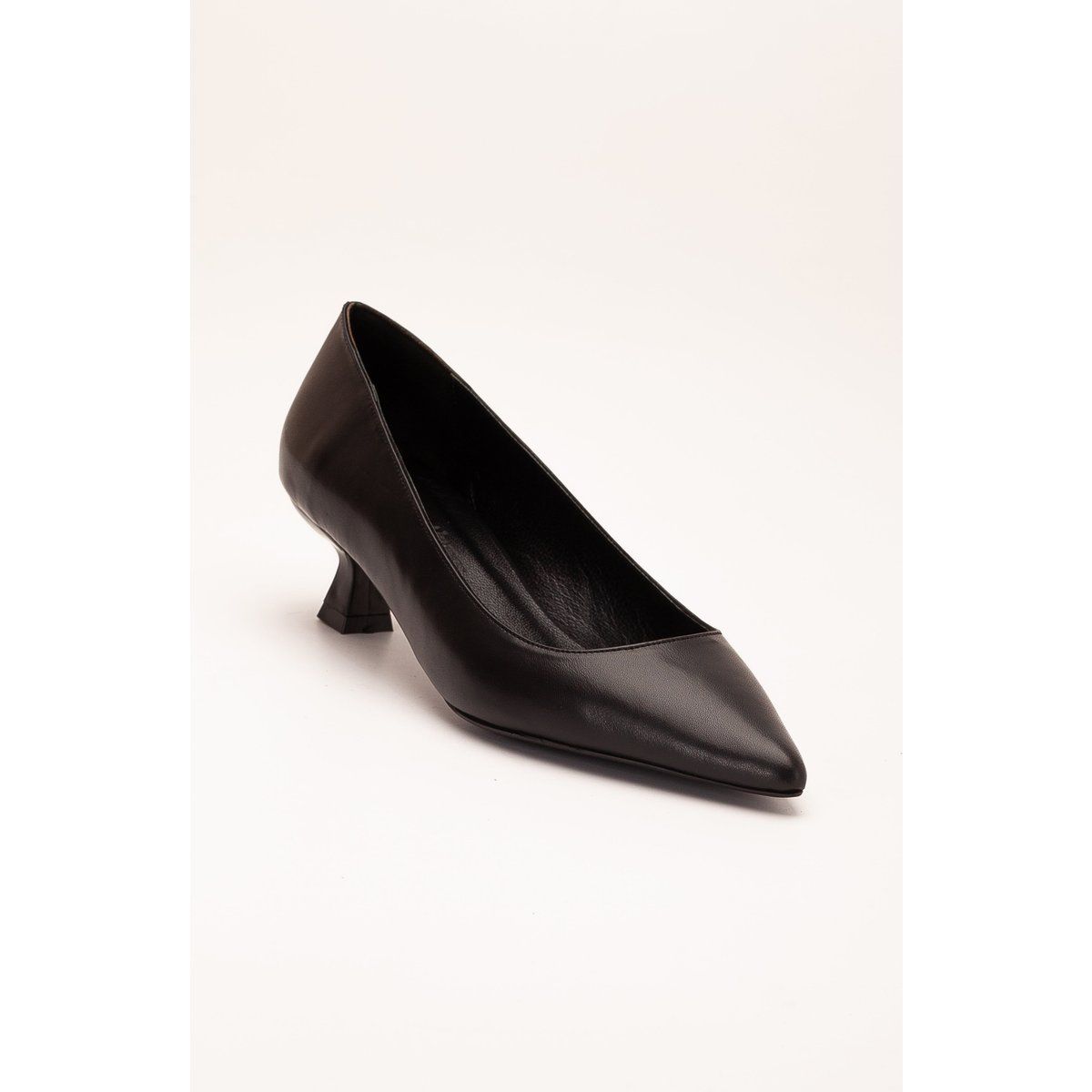 Spitze Kitten-Heel-Pumps