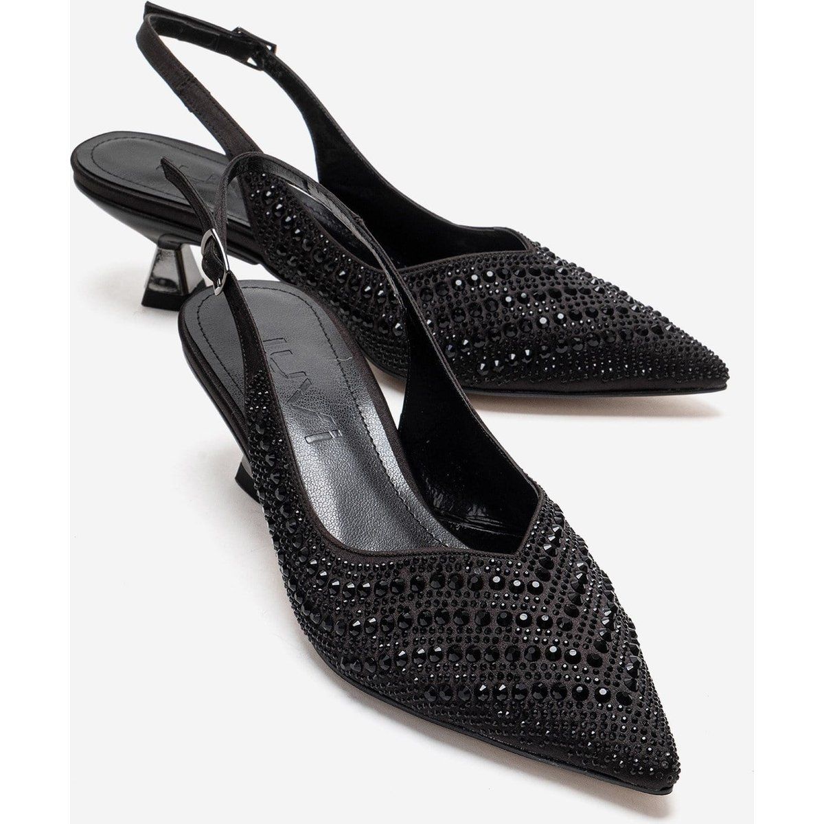 Verzierte Satin-Slingback-Kitten-Heels