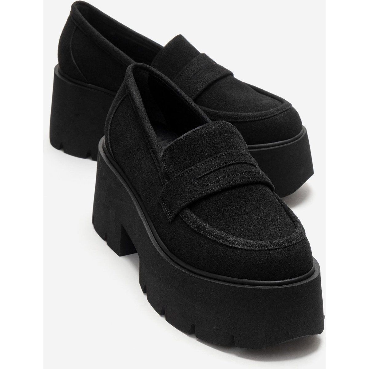Chunky Plateau Penny Loafer