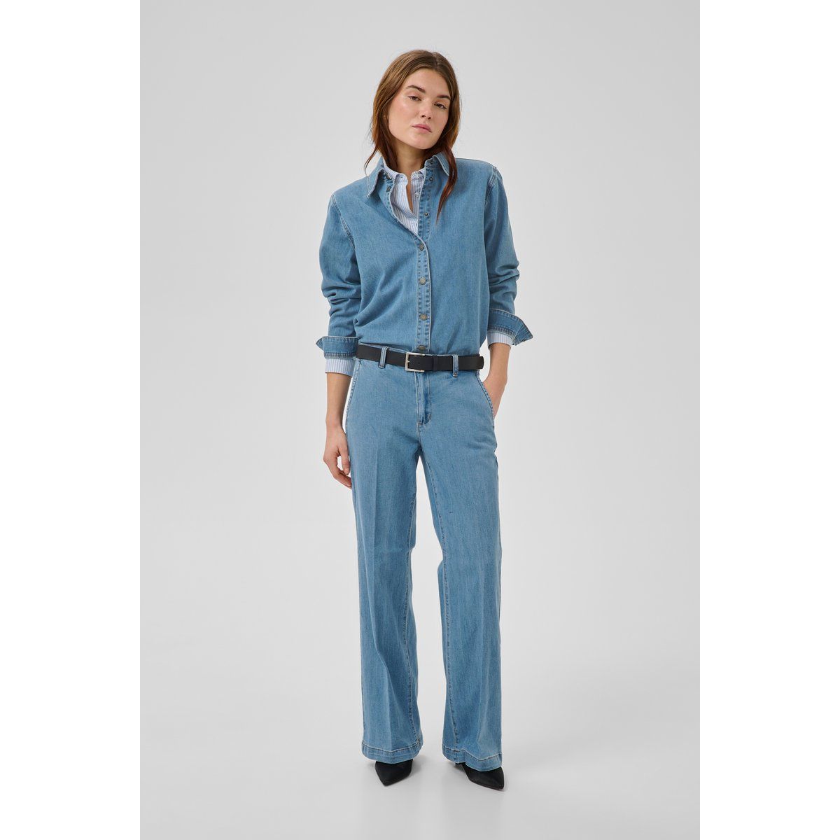 Klassisches Denimhemd in lockerer Passform