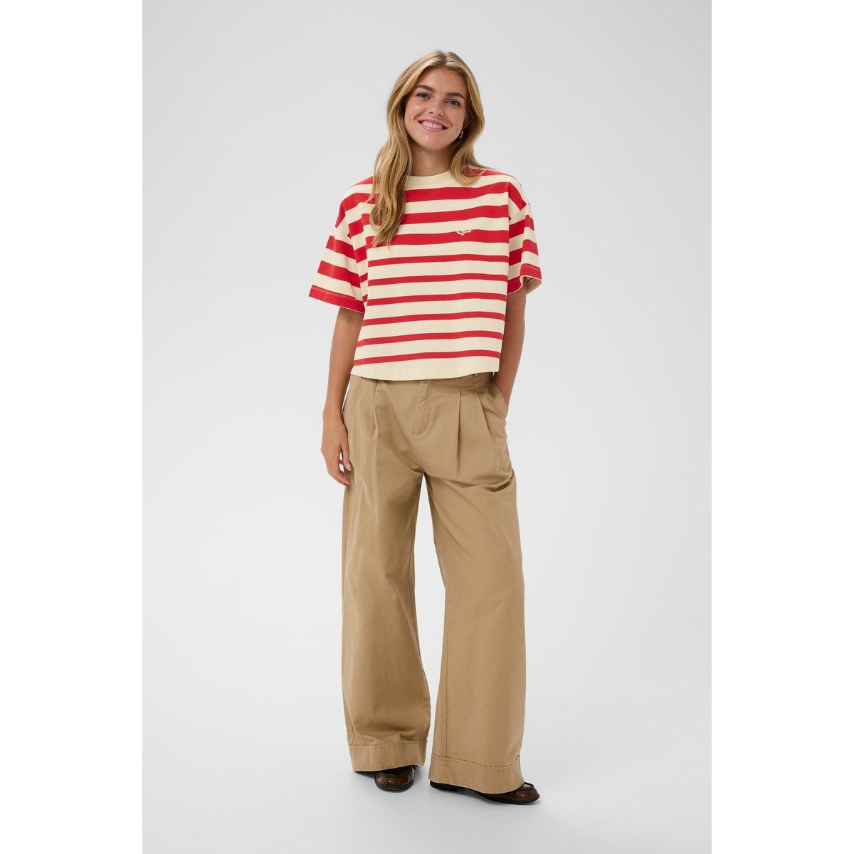 Gestreiftes Oversize-T-Shirt im Boxy-Schnitt
