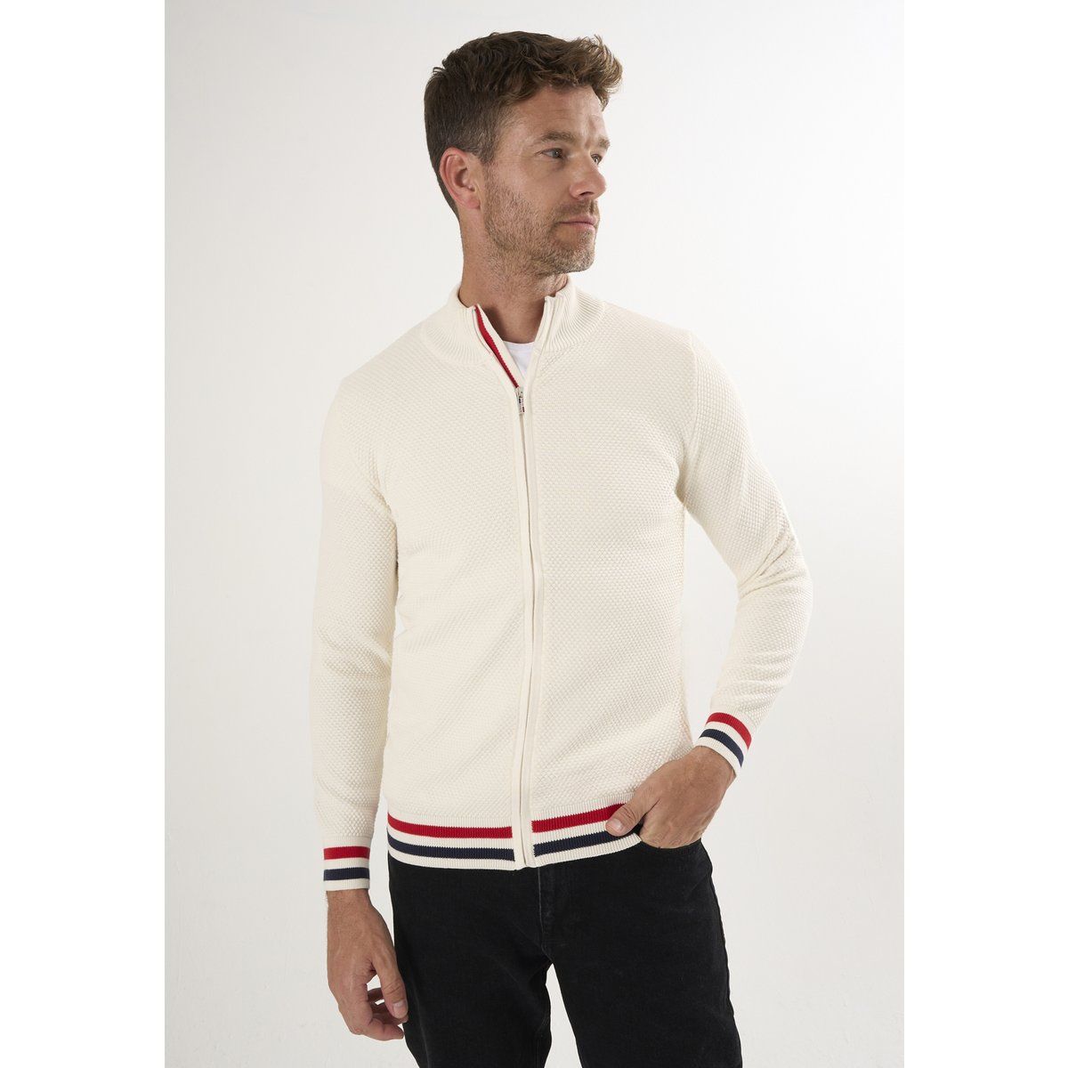 Strukturierte Strickjacke mit Reißverschluss