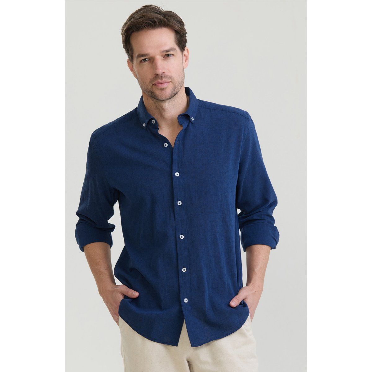 Tailliertes Button-Down Baumwollhemd
