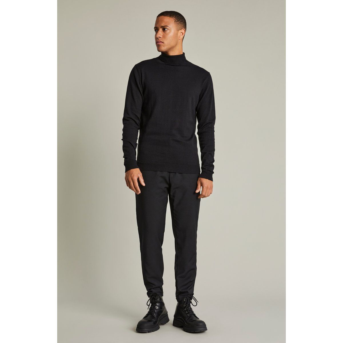 Minimalistischer Feinstrick Rollkragenpullover