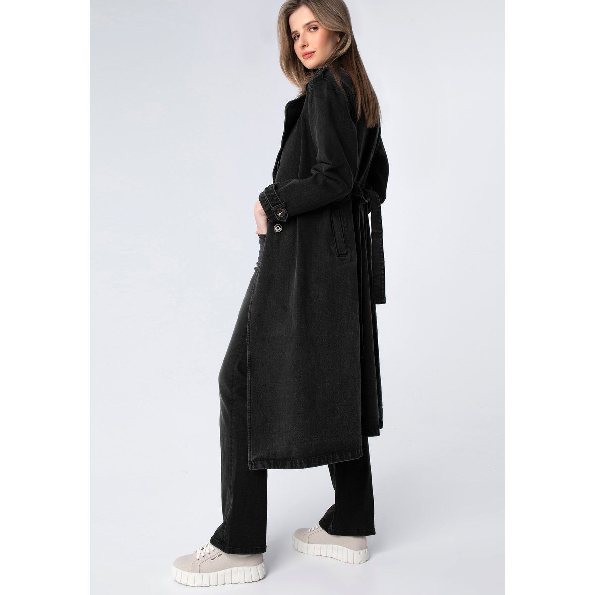 Doppelreihiger Trenchcoat aus Denim