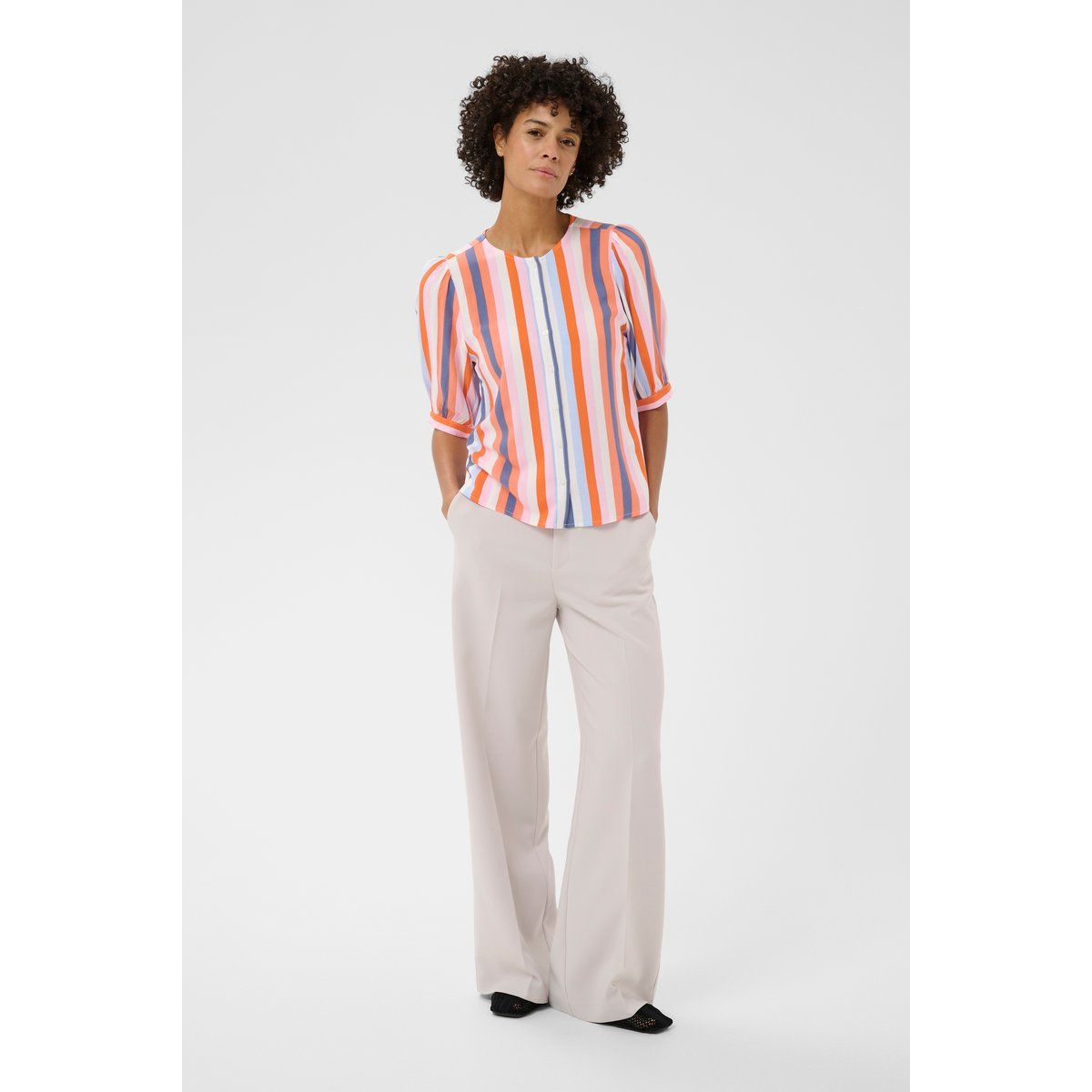 Gestreifte Bluse mit Puffärmeln