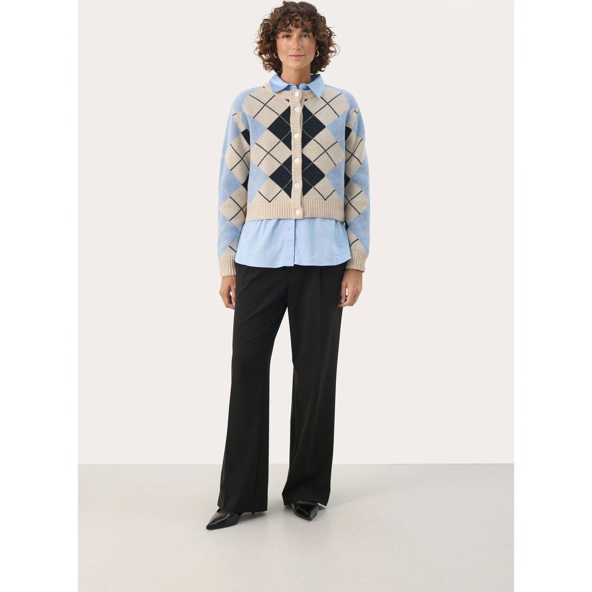 Strickjacke mit klassischem Rautenmuster