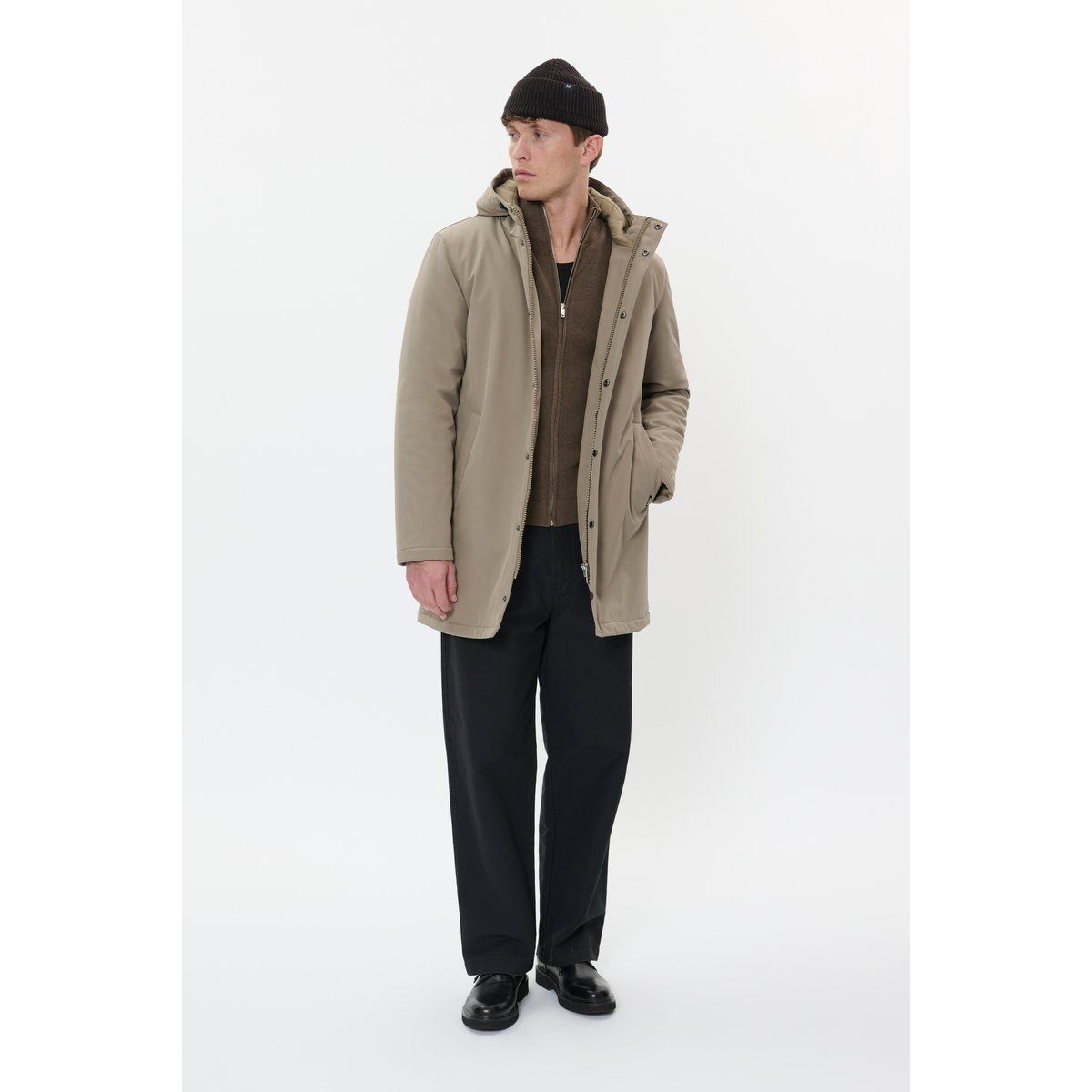 Minimalistischer Parka mit Kapuze