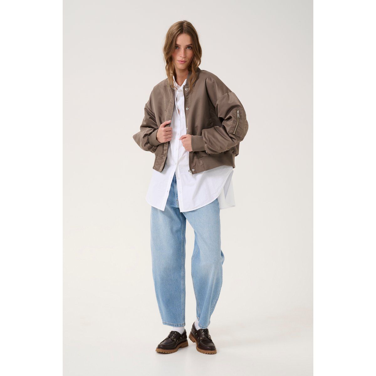 Oversized Bomberjacke in Kurzform