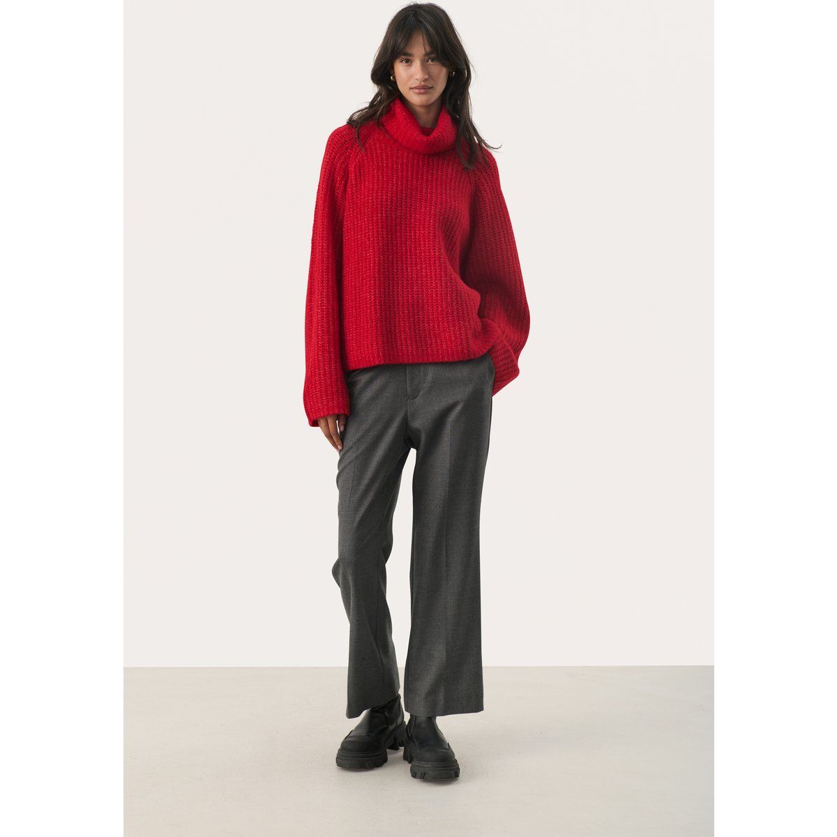 Oversized Grobstrickpullover mit Rollkragen