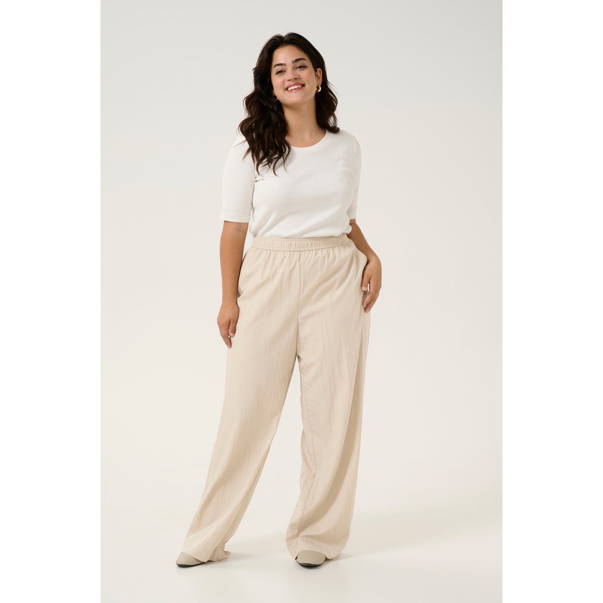 Weite Hose mit lockerem Schnitt