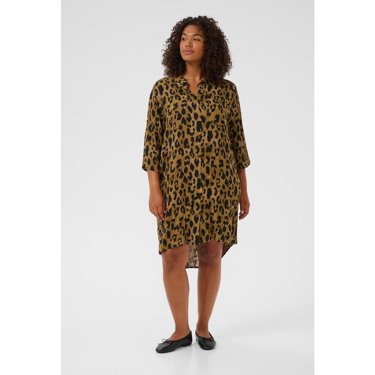 Lockeres Hemdblusenkleid mit Leopardenmuster