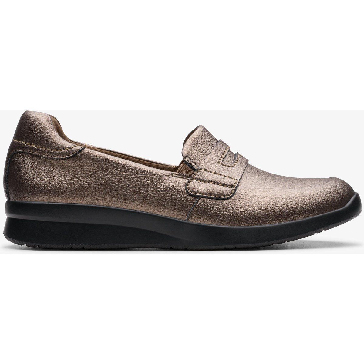 Klassischer Penny-Loafer in Metallic-Optik