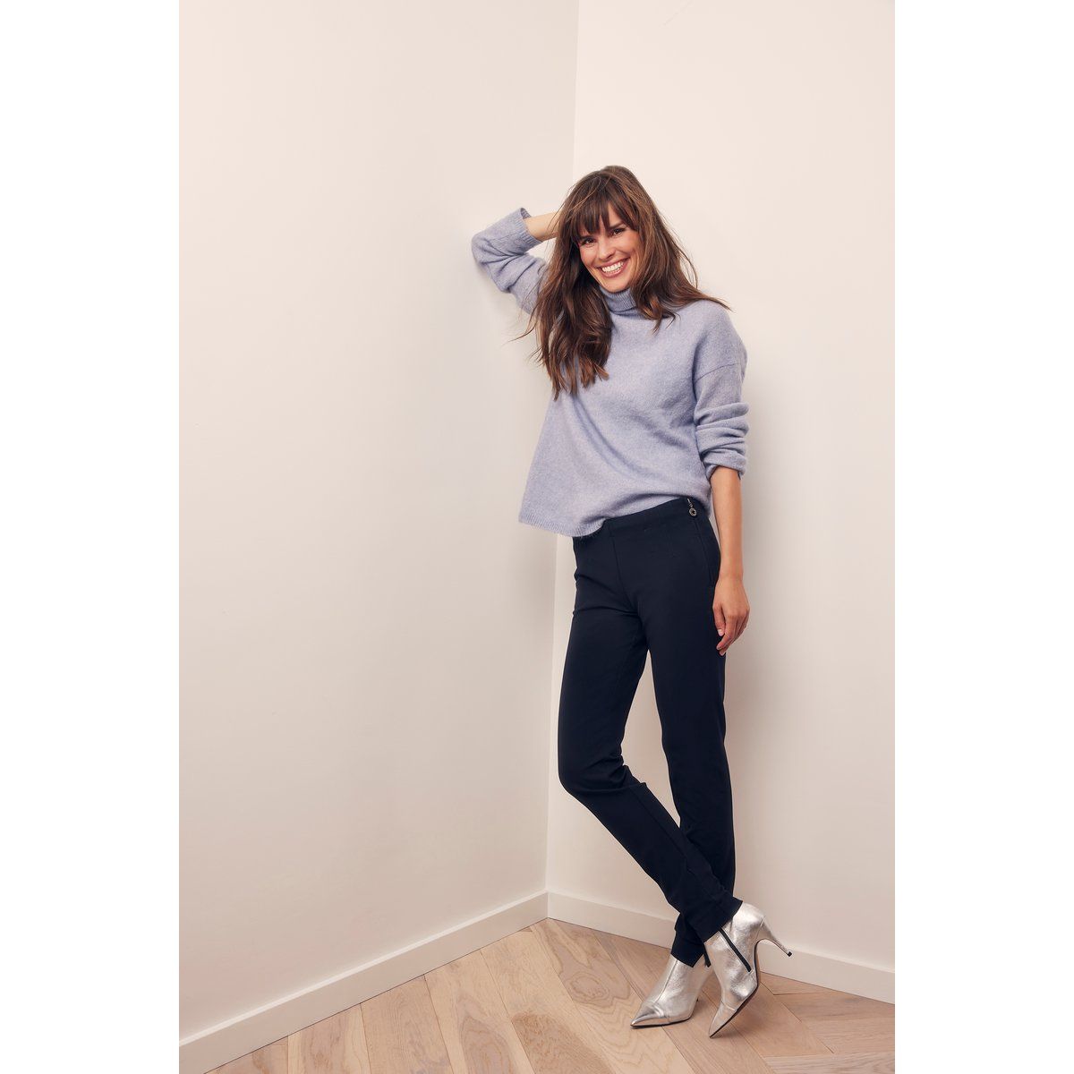 Figurbetonte Hose mit hohem Bund