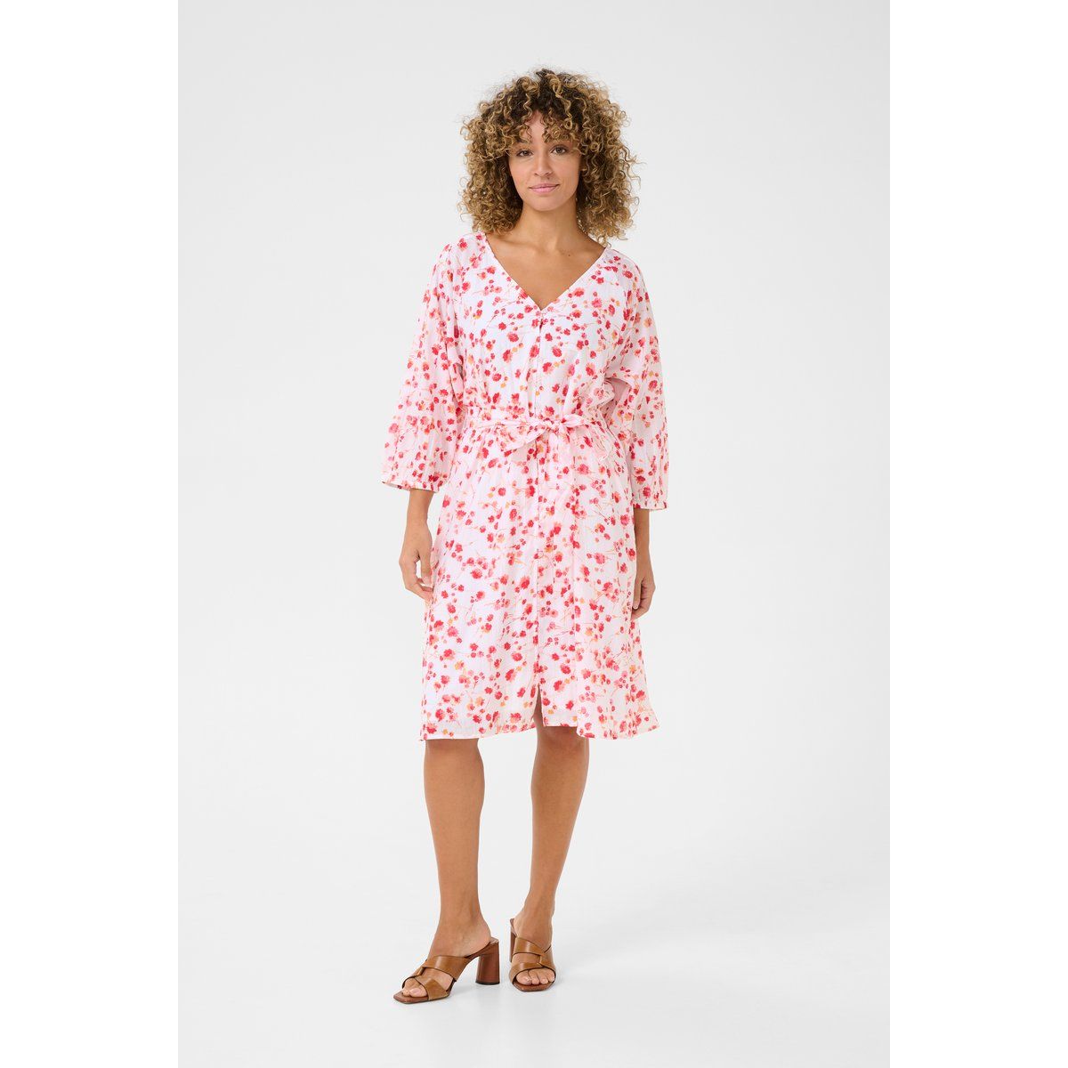 Blumiges A-Linien-Hemdblusenkleid