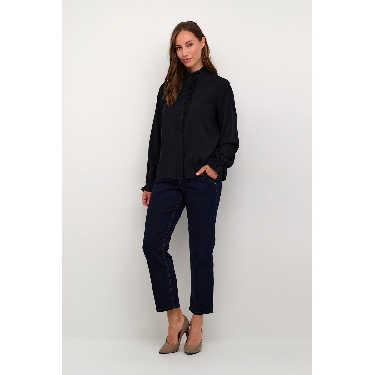 Bluse mit Rüschenkragen Straight Fit