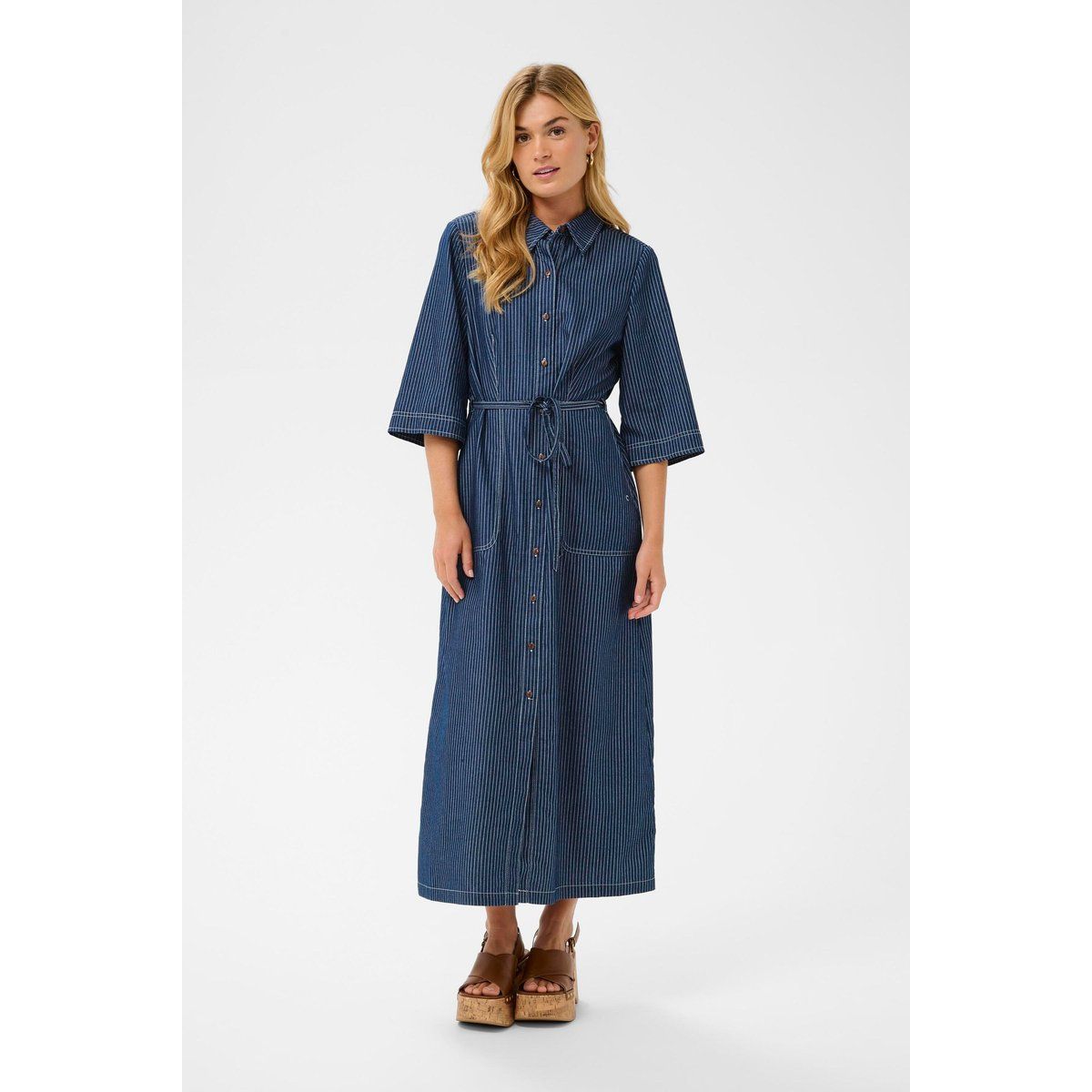 Gestreiftes Maxi-Hemdblusenkleid mit Gürtel