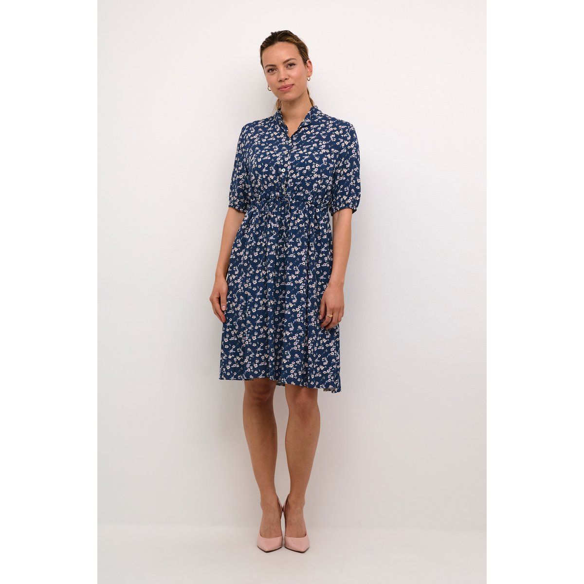 Floral gemustertes Midi-Hemdblusenkleid