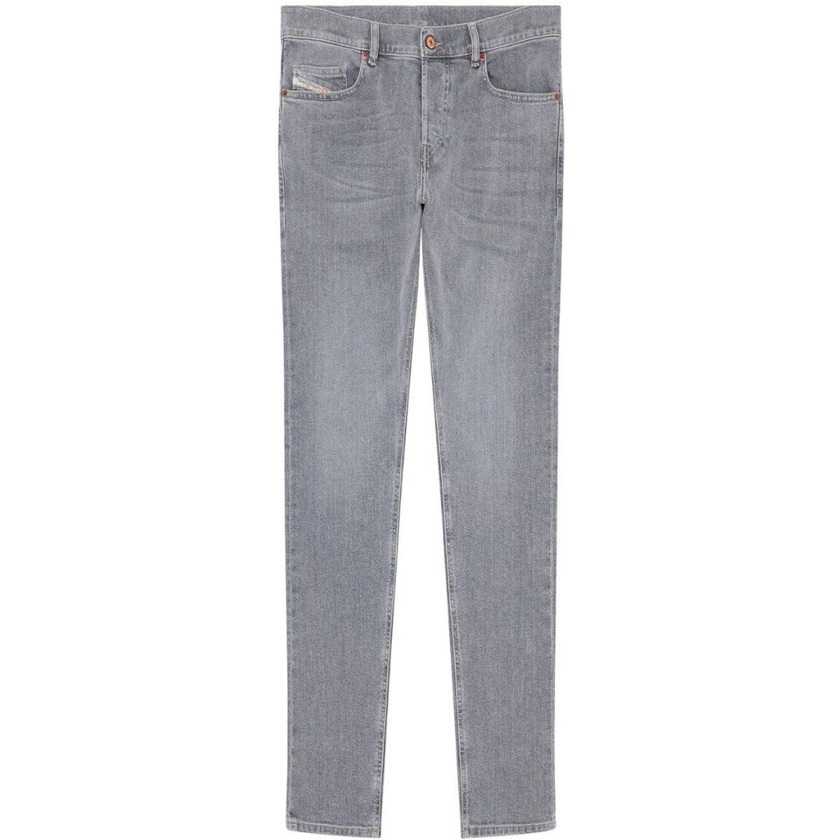 Slim Fit Jeans mit schmalem Bein
