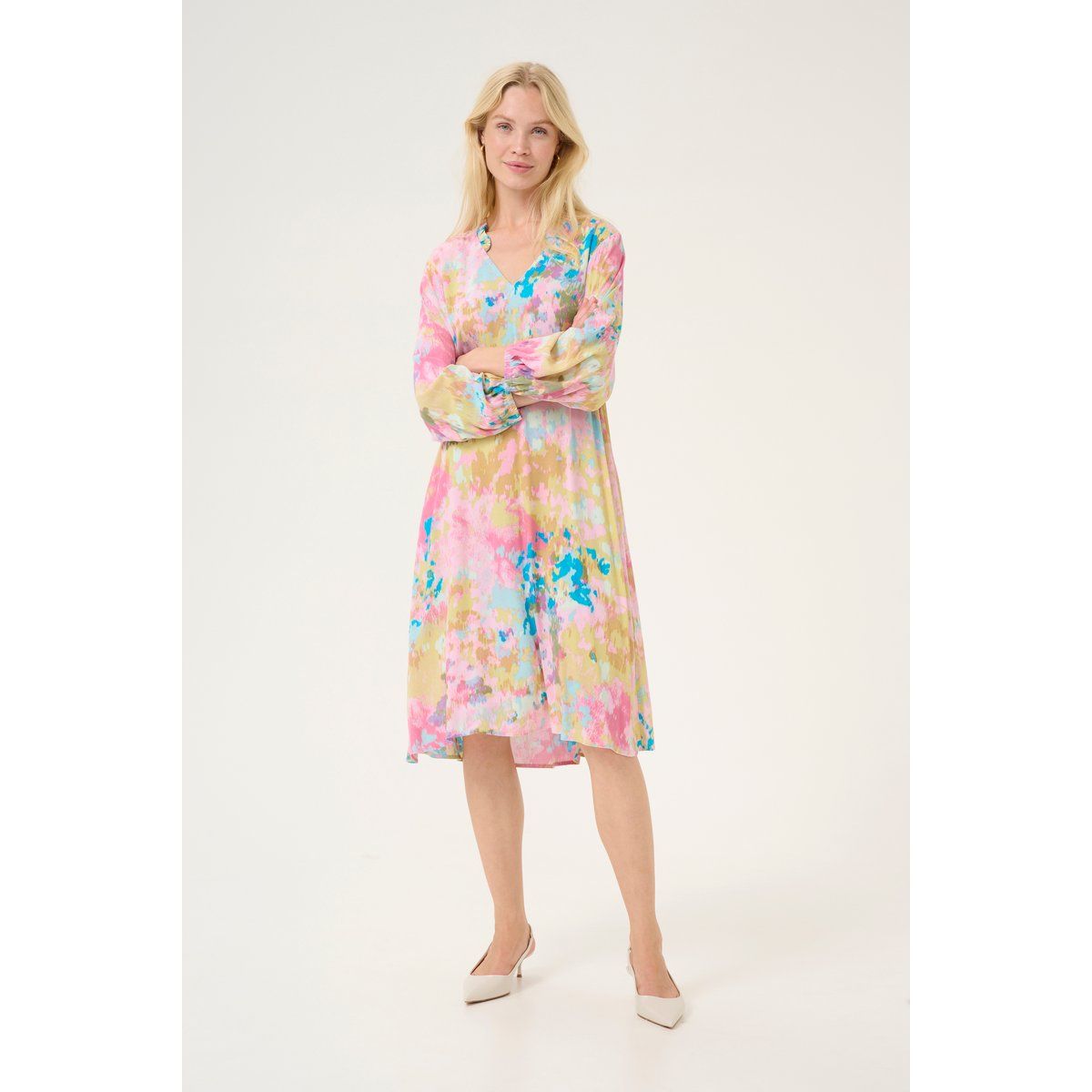 Abstraktes Midi-Kleid mit V-Ausschnitt