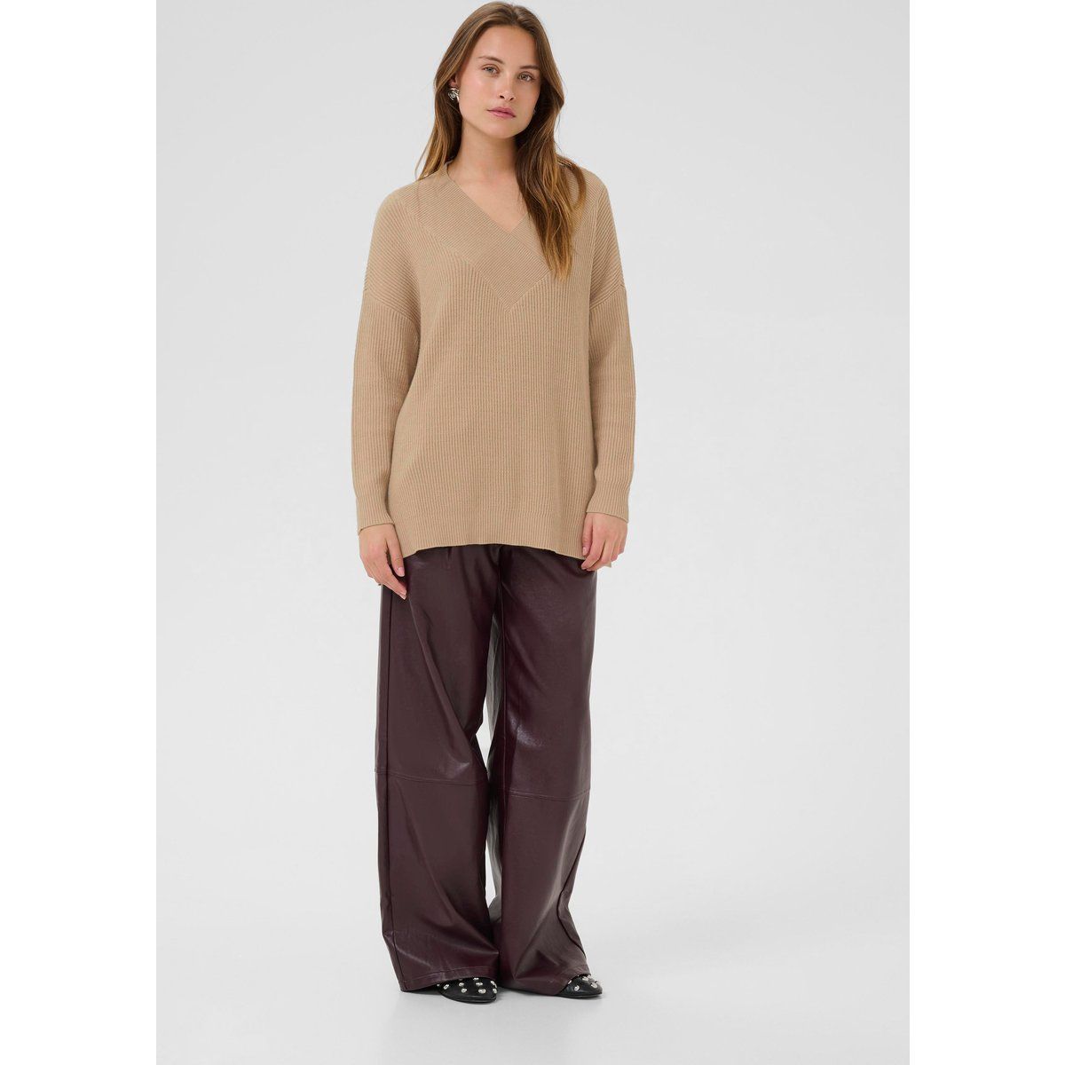 Oversize-Strickpullover mit V-Ausschnitt