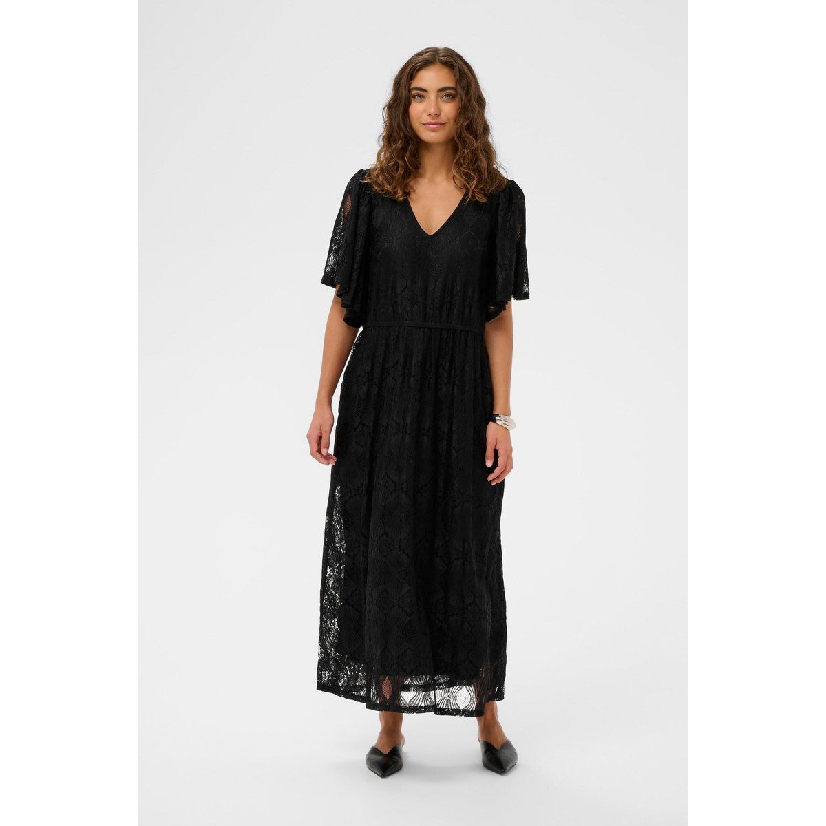 Spitzen-Maxikleid mit Flatterärmeln