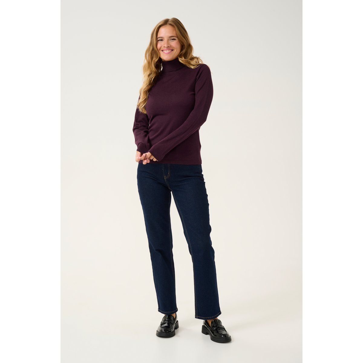 Klassischer Feinstrick-Rollkragenpullover
