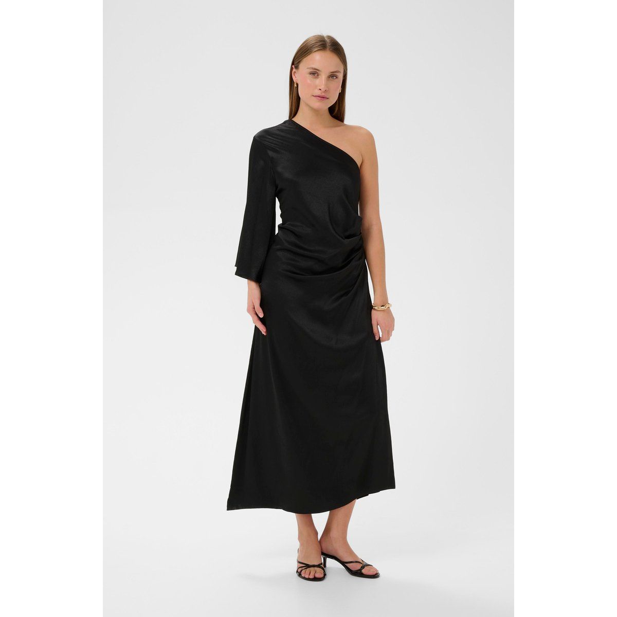 Elegantes Ein-Schulter-Satin-Midikleid